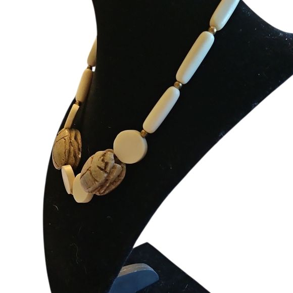 Vintage (80s) Egyptian Carved Scarab Bone Necklace - Picture 4 of 4